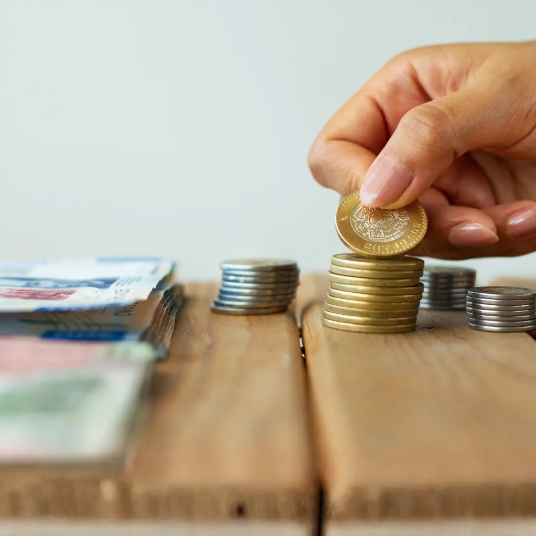 Com os juros elevados, qual o melhor investimento a fazer com o 13º salário? 