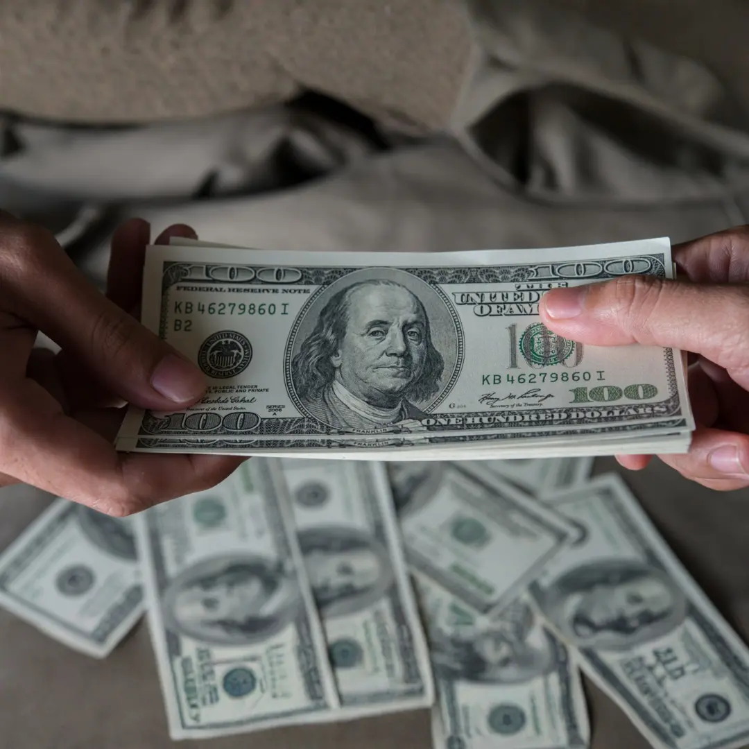 O real está melhorando ou é o dólar que está piorando?