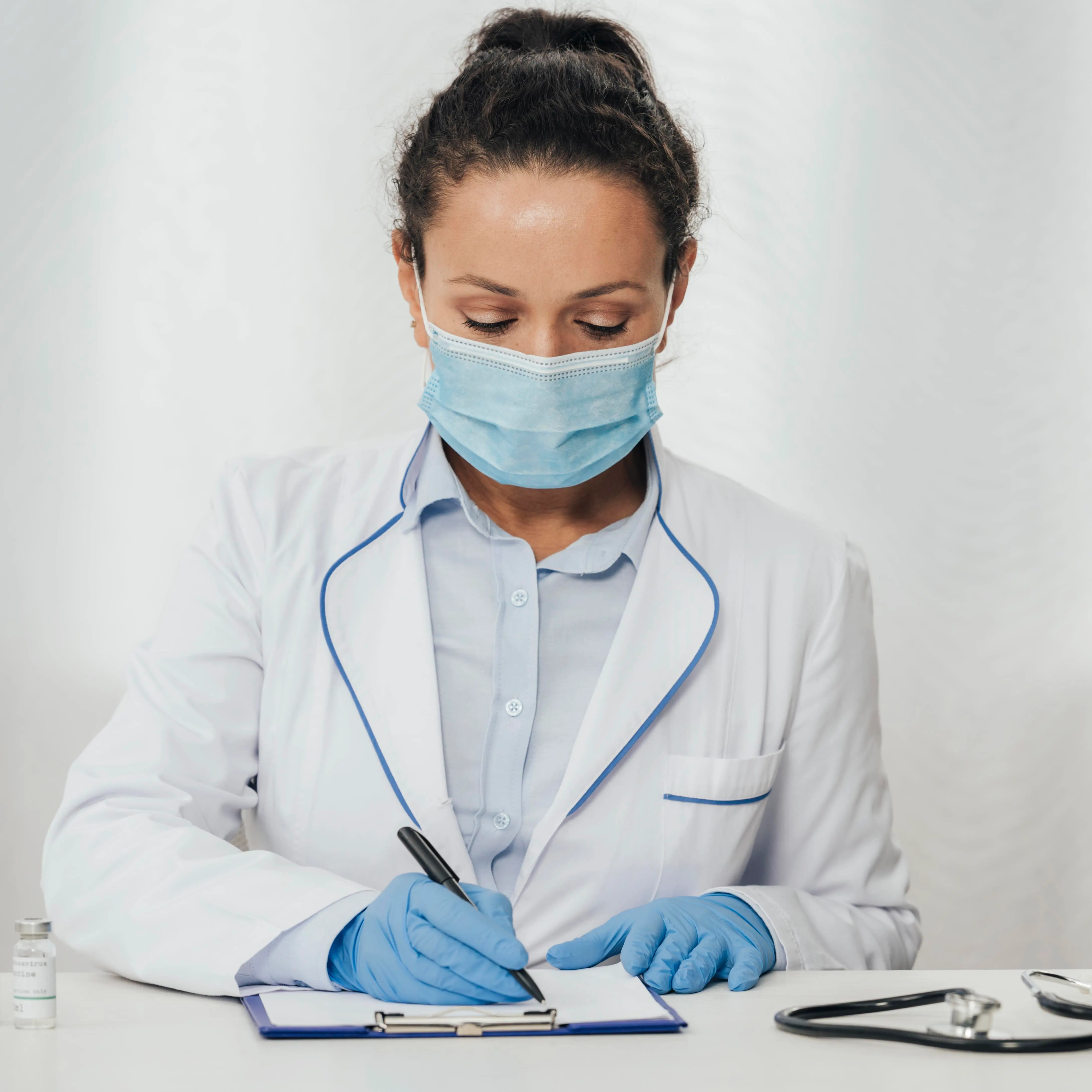 Dentista pode atestar falta ao trabalho? Veja as regras